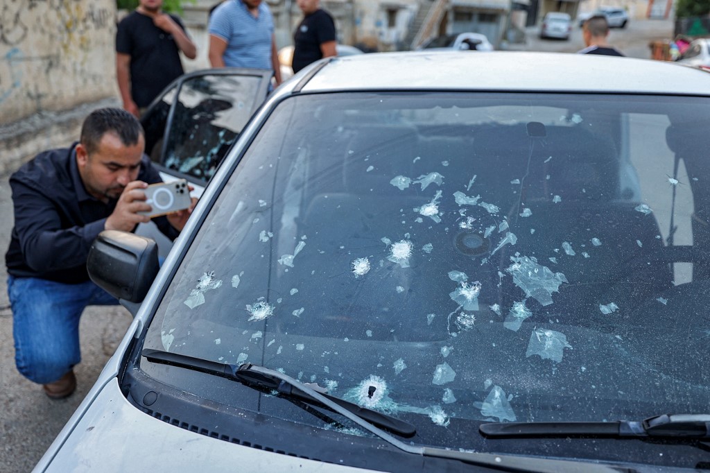 مقبوضہ مغربی کنارہ: اسرائیلی فائرنگ سے تین فلسطینیوں کی اموات