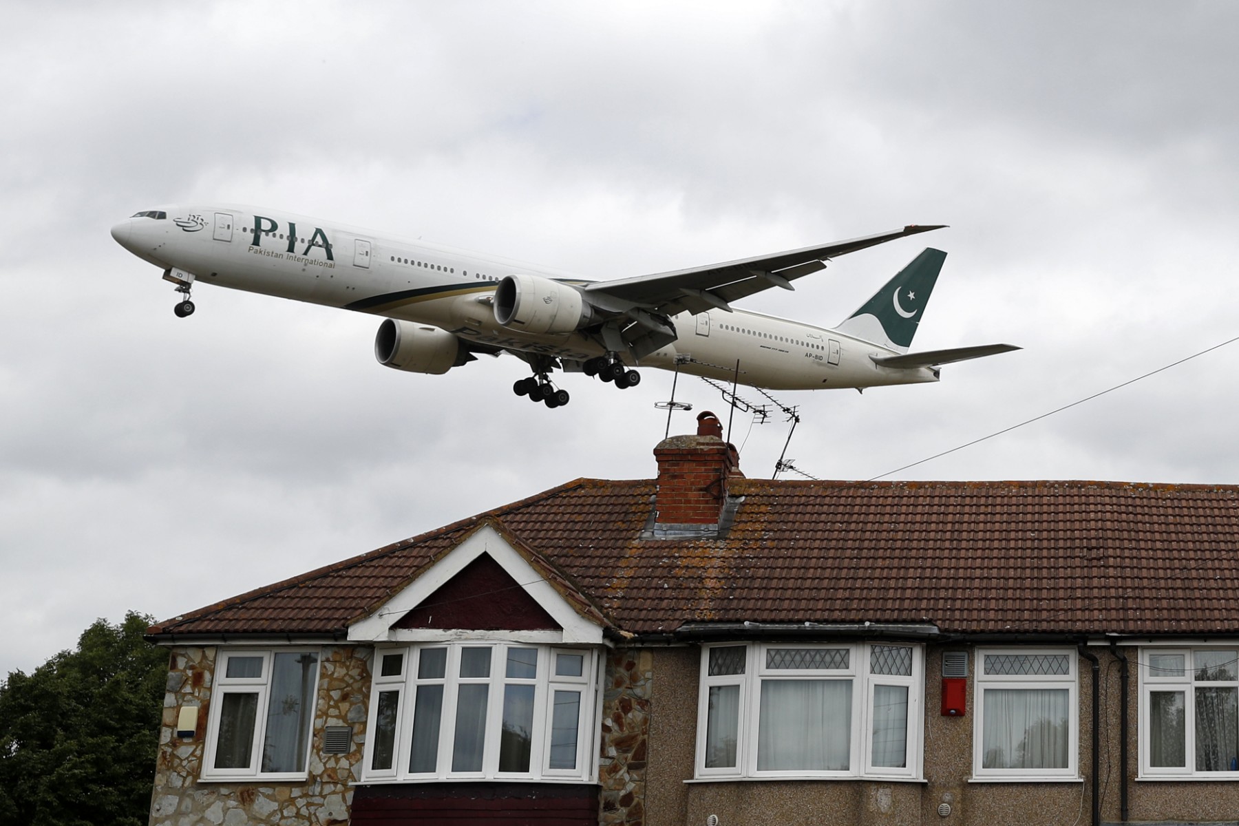 PIA Plane London UK.jpg