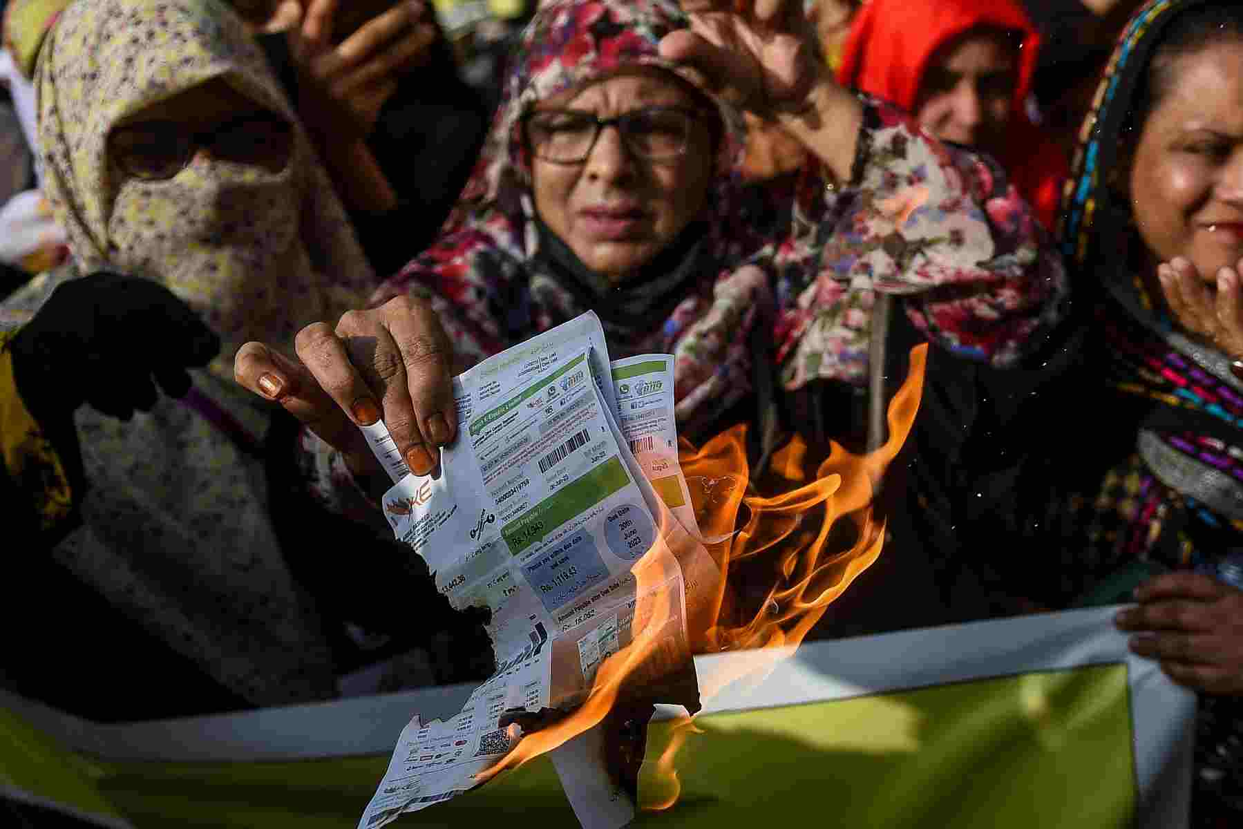 Pakistan electricity protest.jpg