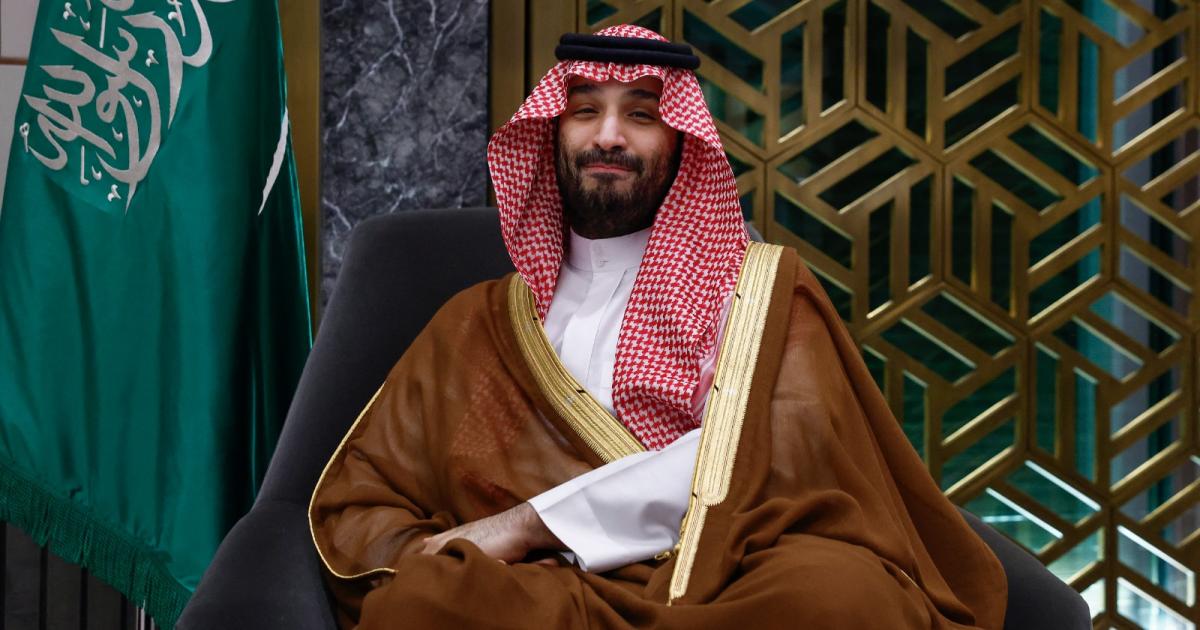 Saudi Crown Prince congratulates the newly elected Iranian President on the phone