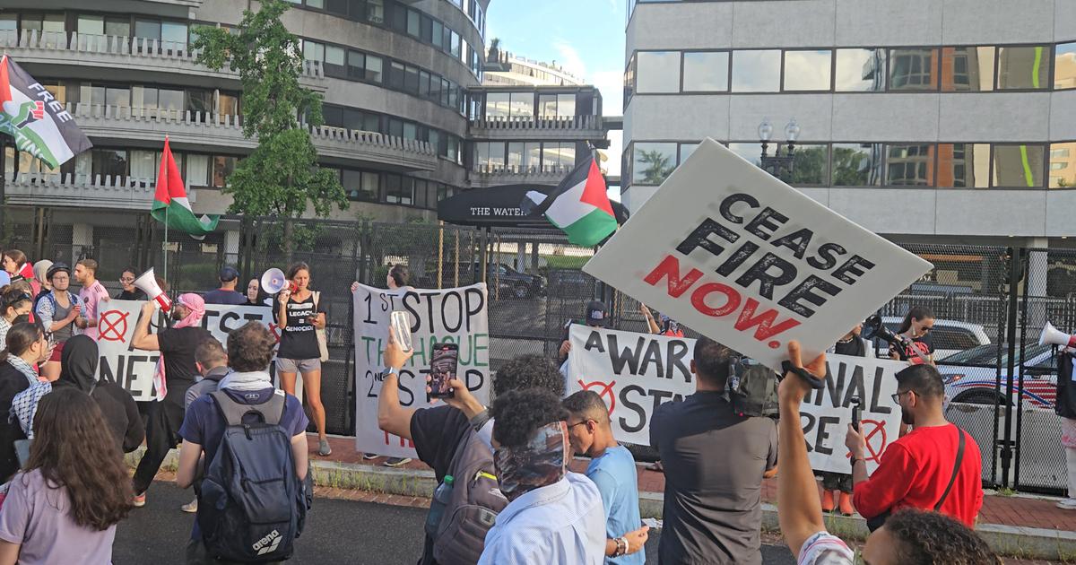 As soon as the Israeli Prime Minister arrives in Washington, protests demand Netanyahu’s arrest