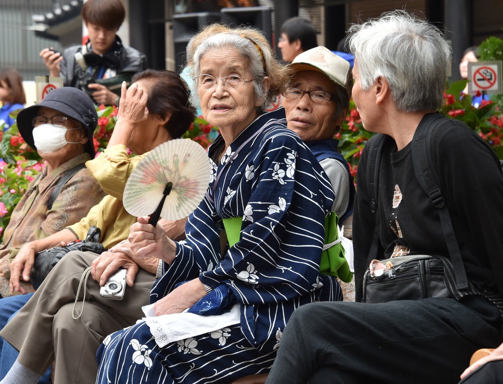 AFP__20140915__Hkg10095940__v1__HighRes__JapanSocietySeniorCitizensPopulation (1).jpg