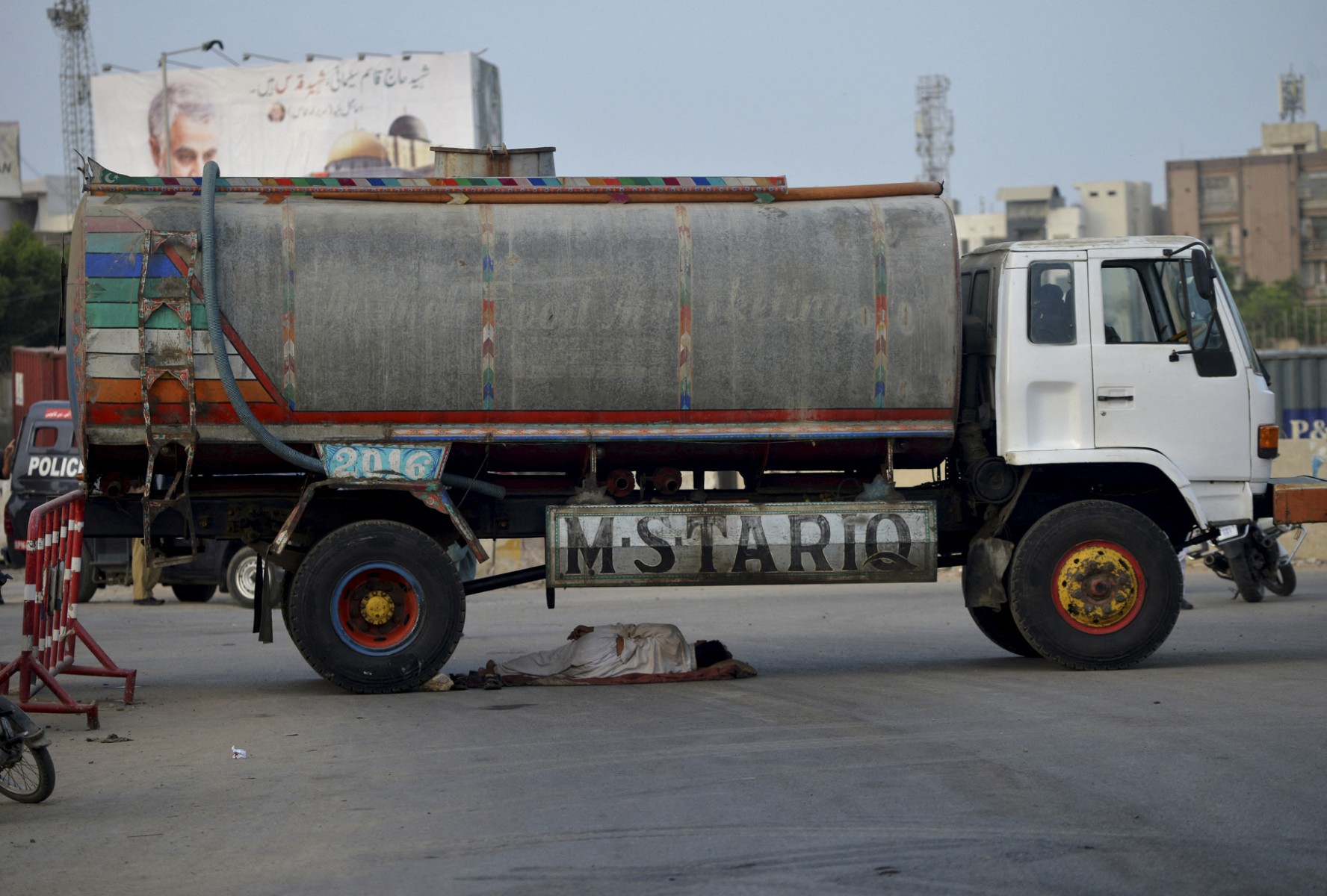 Karachi Water Tanker 