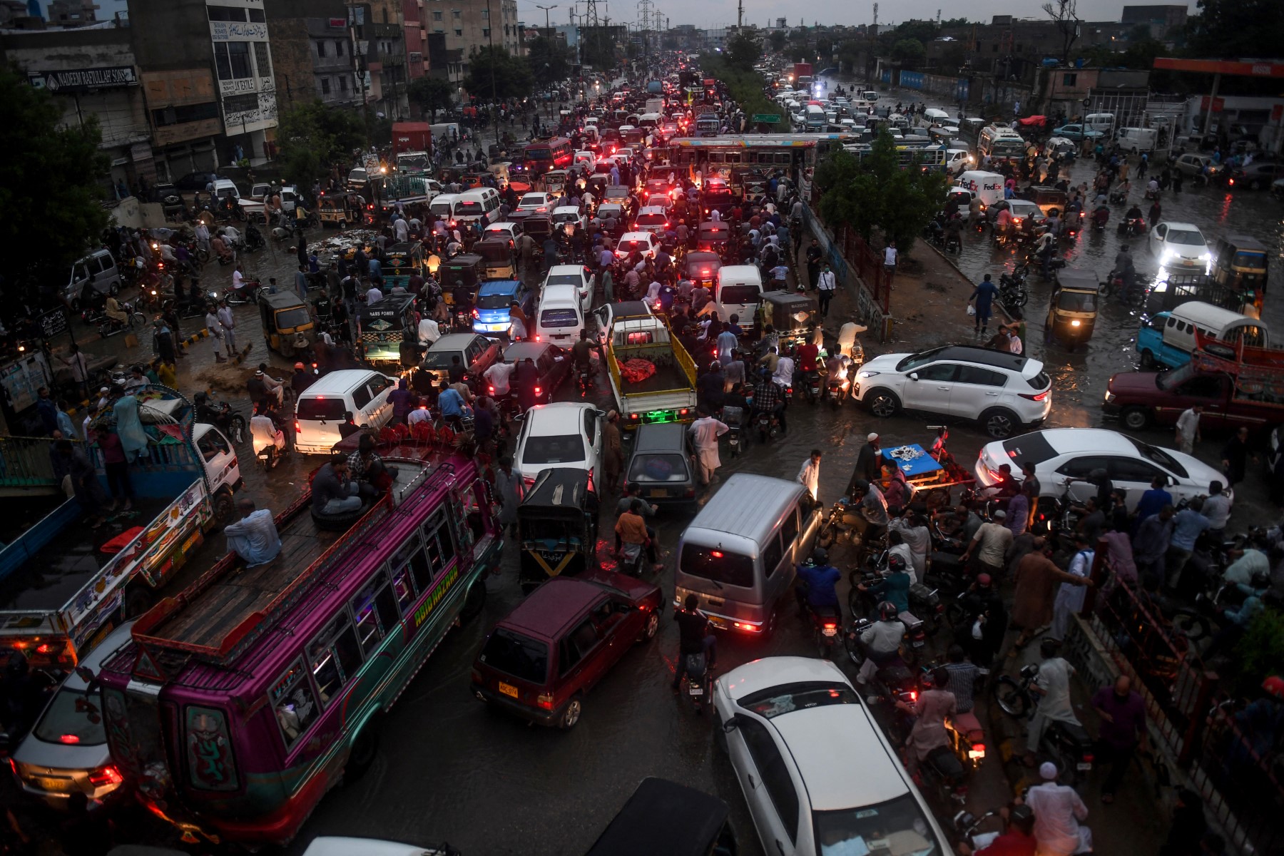 Karachi Traffic 