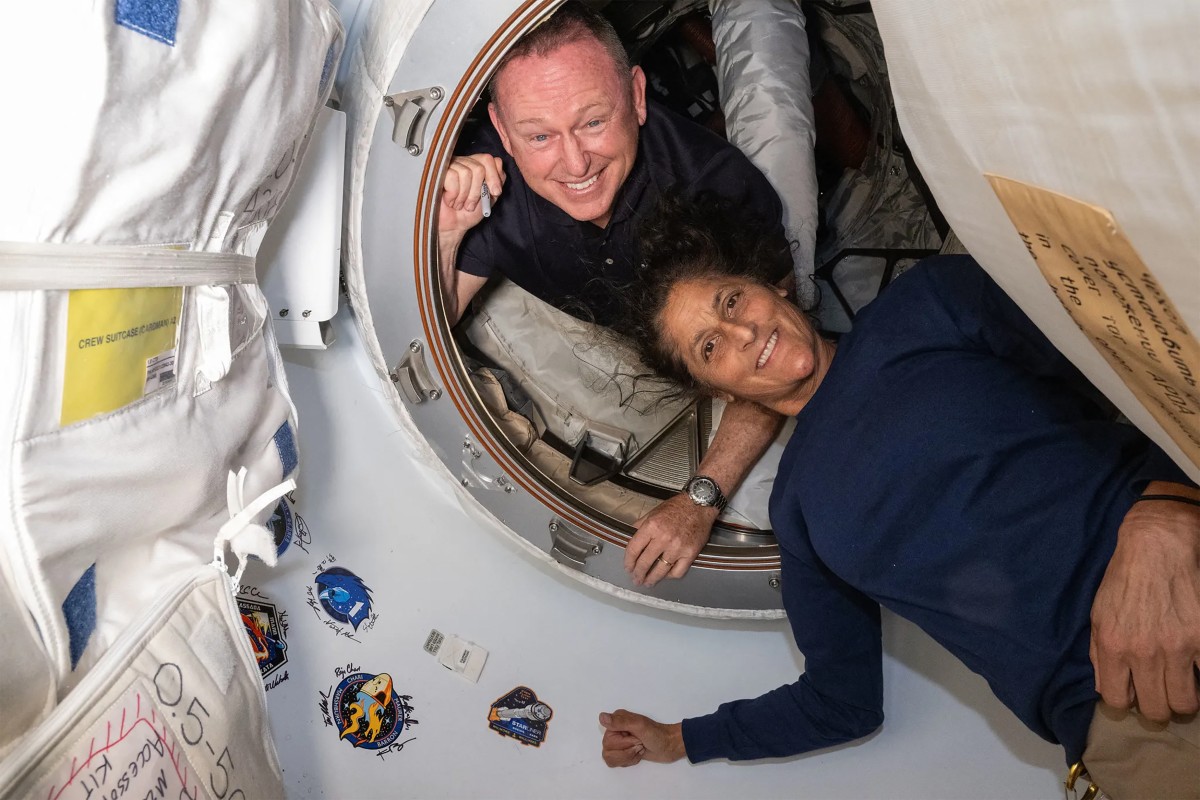 Space capsule issues, two astronauts stuck in space until 2025