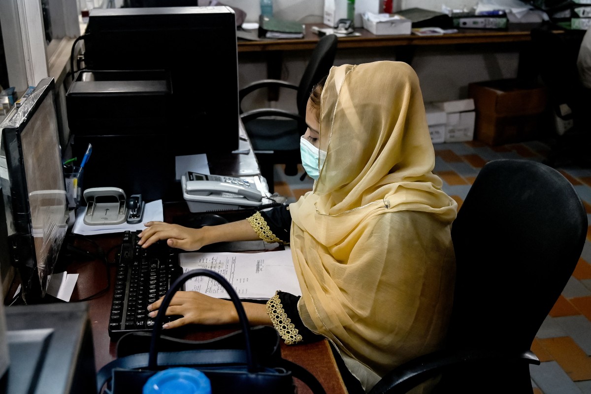 Anam Shahzadi Data Entry Operator Karachi.jpg