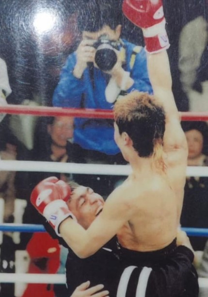 HUSSAIN SHAH BOXER WINNING.jpg