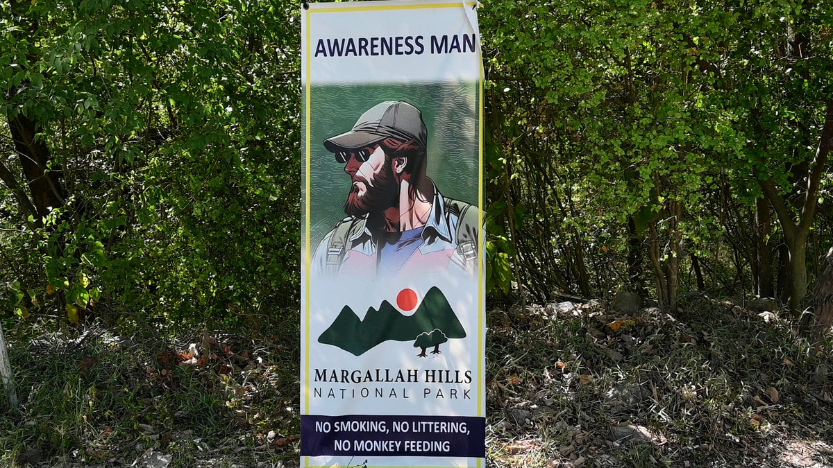 ISLAMABAD_MARGALLA_AWARENESS_MAN_-