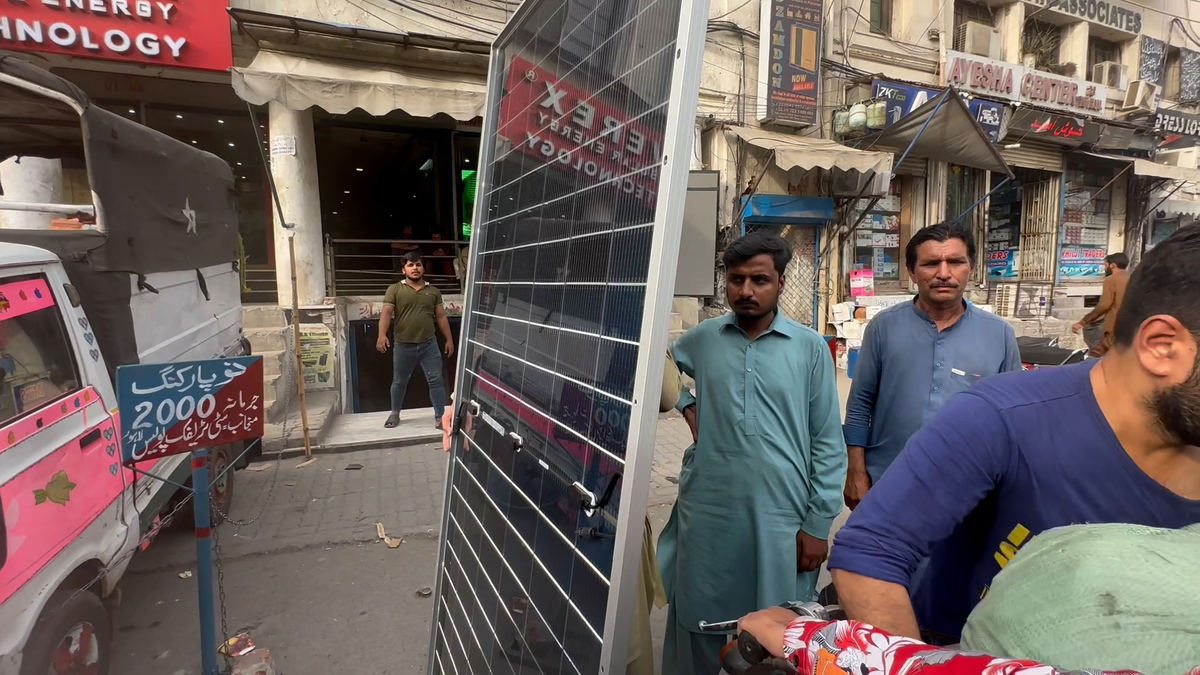 SOLAR PANEL SELLERS LAHORE.jpg