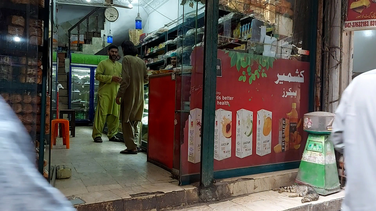 Lahore Oldest Kashmir Bakery 