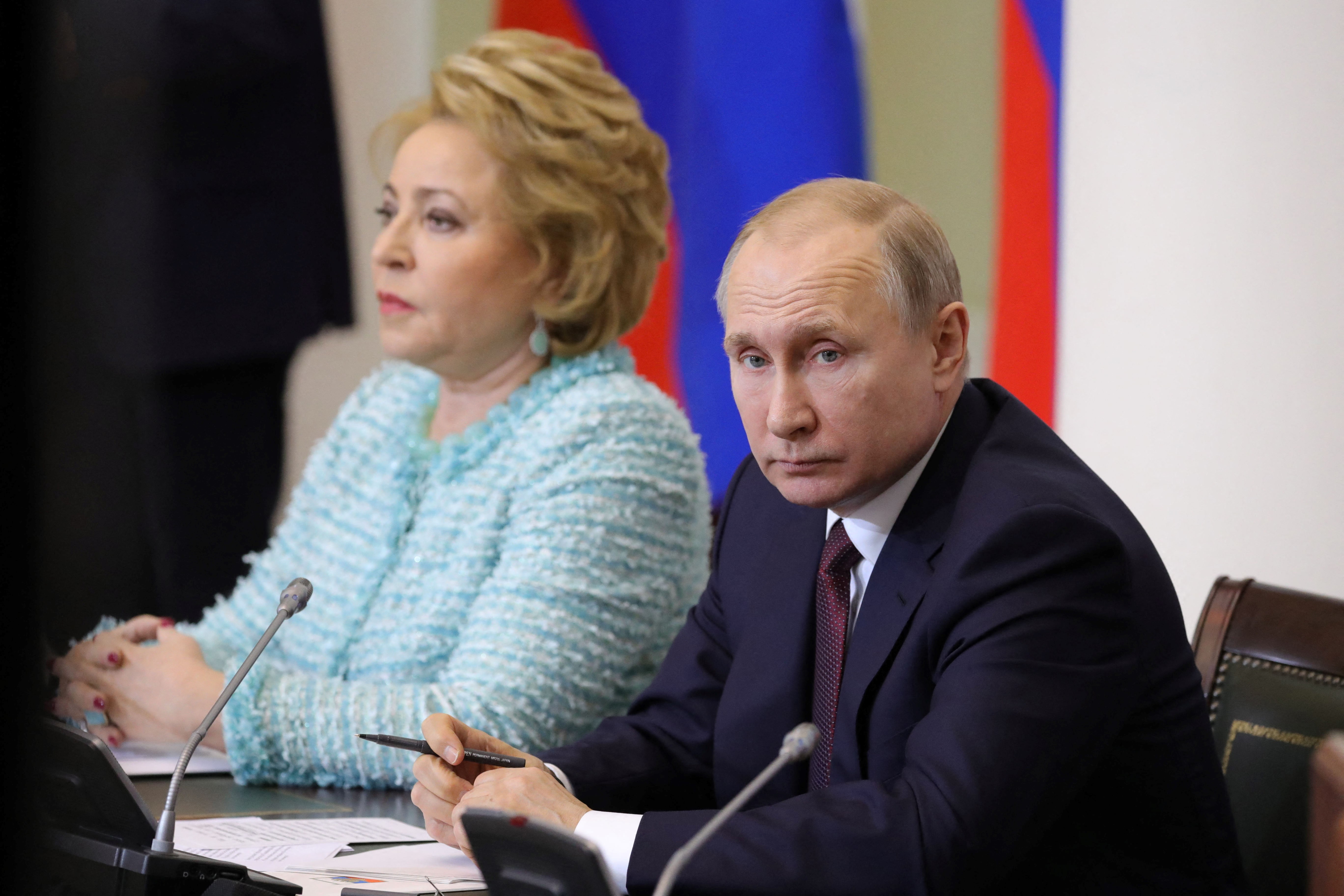 ValentinaMatviyenko__Putin_RussiaPoliticsParliamet.jpg