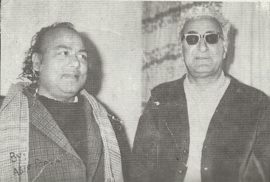 WALI KHAN AND HABIB JALIB.jpg