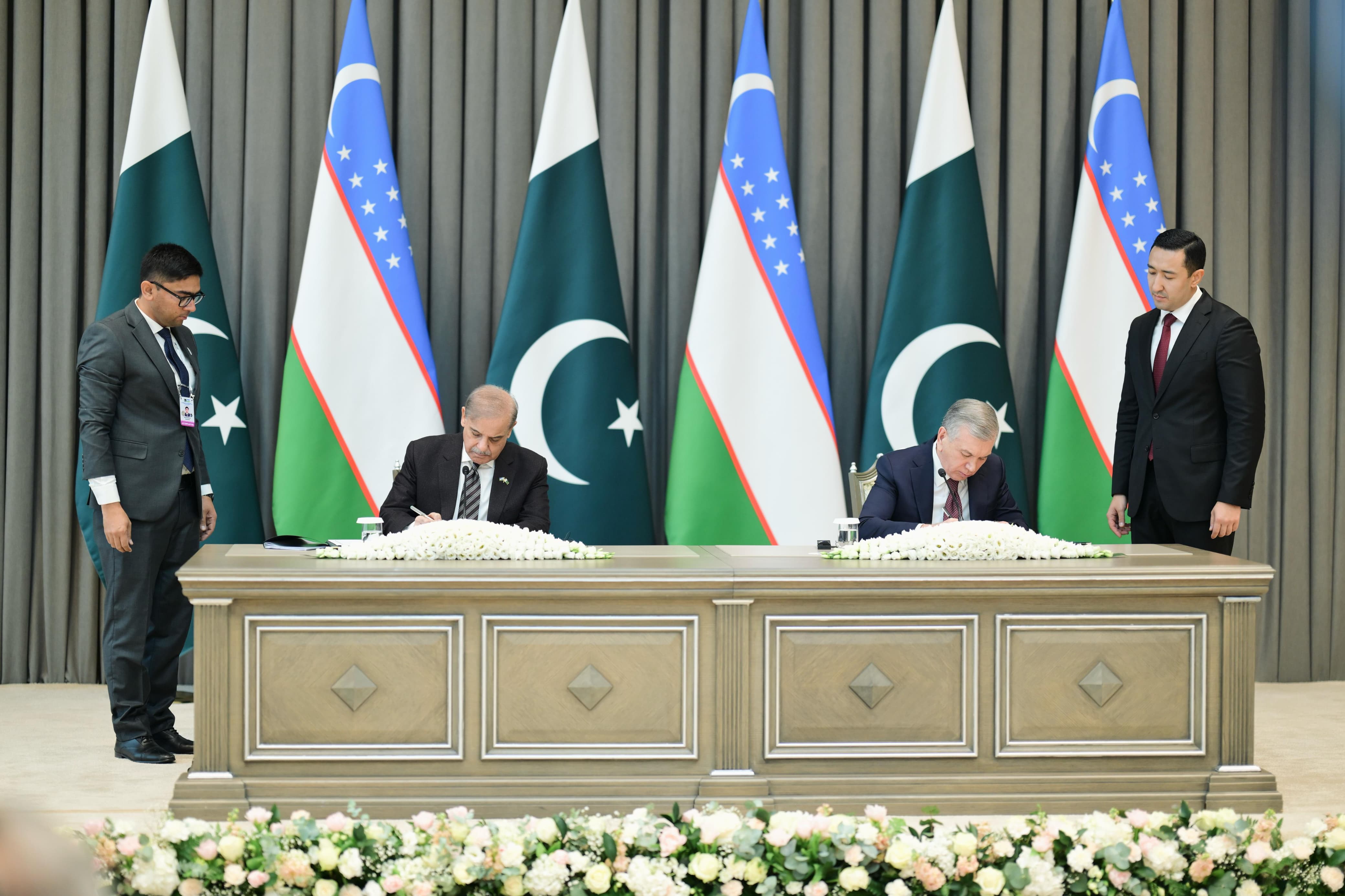 Pakistan Uzbekistan