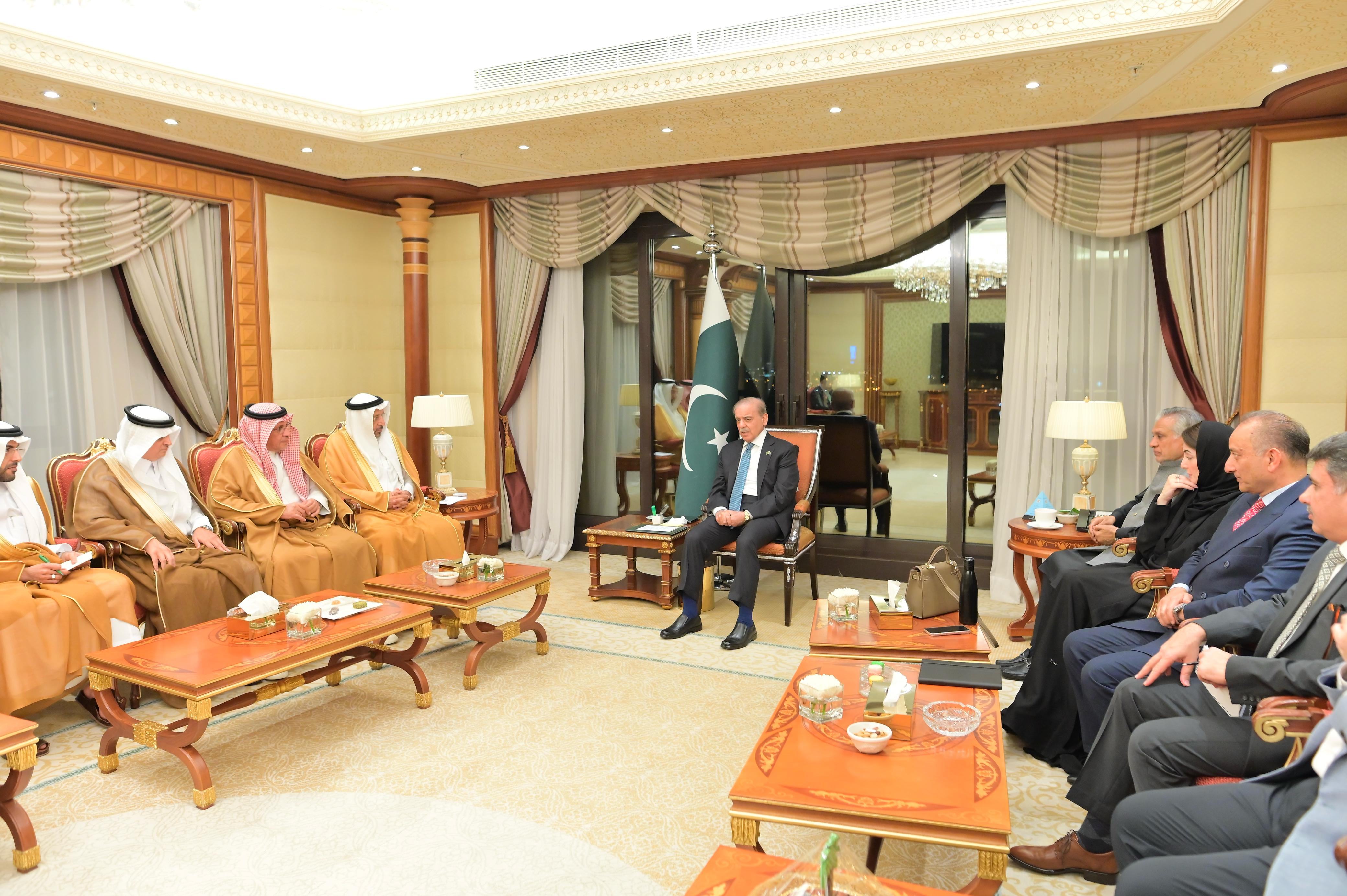 PM Shehbaz Meeting With Saudi Minister 