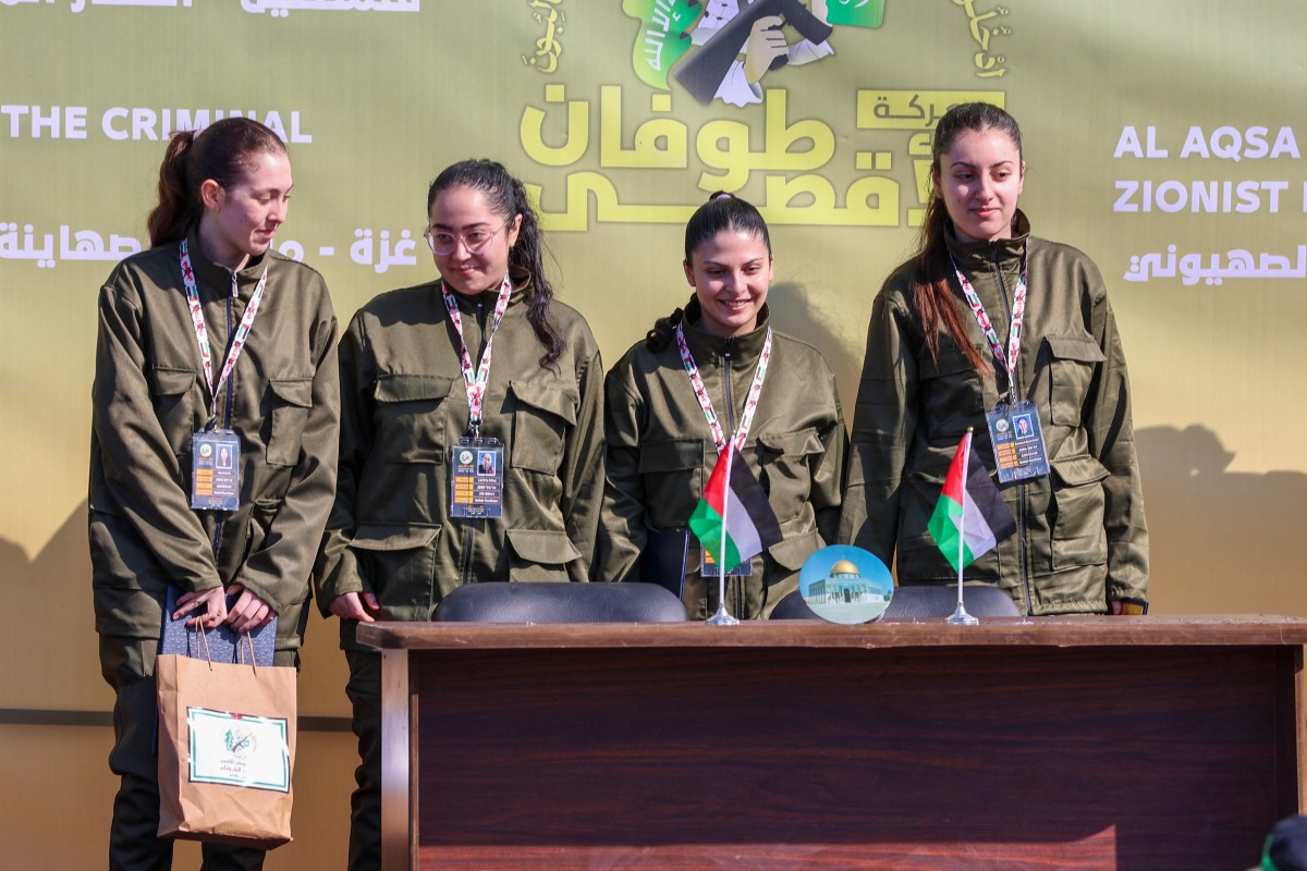 israeli women soldiers.jpg